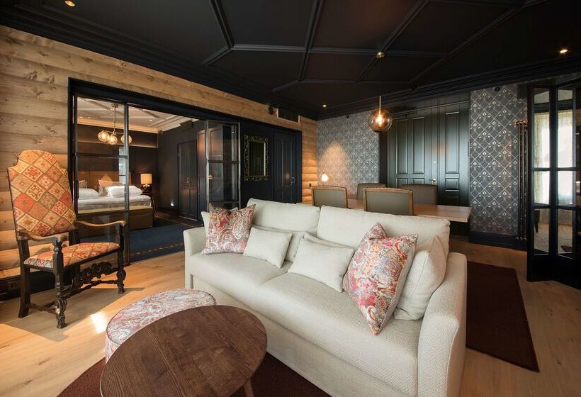 Отель Scandic Holmenkollen Park