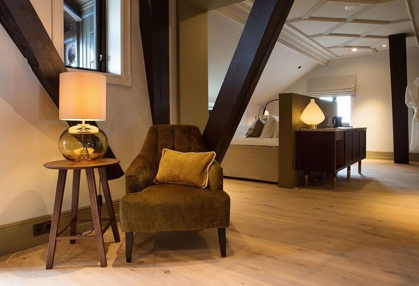 Отель Scandic Holmenkollen Park