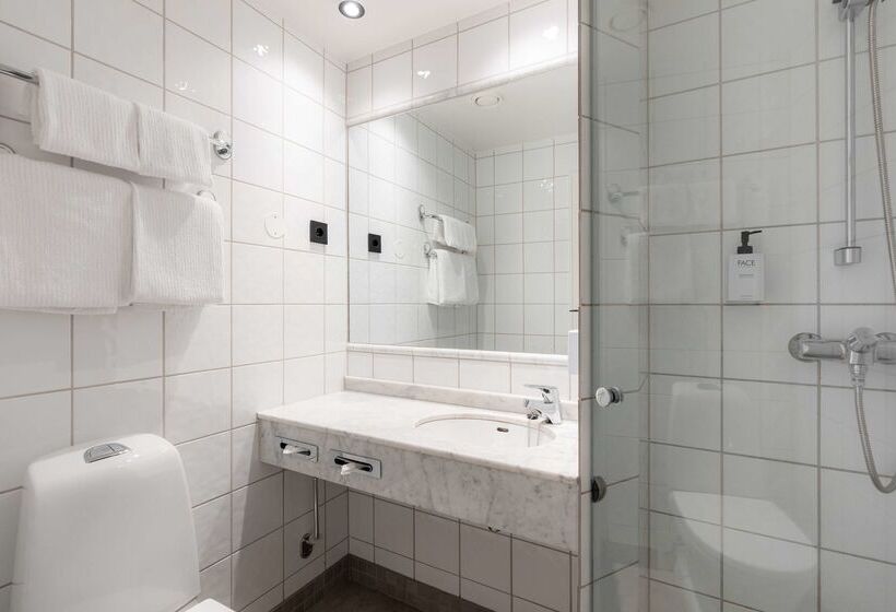 هتل Scandic Oslo City
