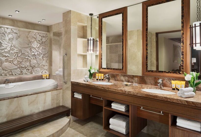 בית מלון כפרי Shangri La Rasa Sayang, Penang