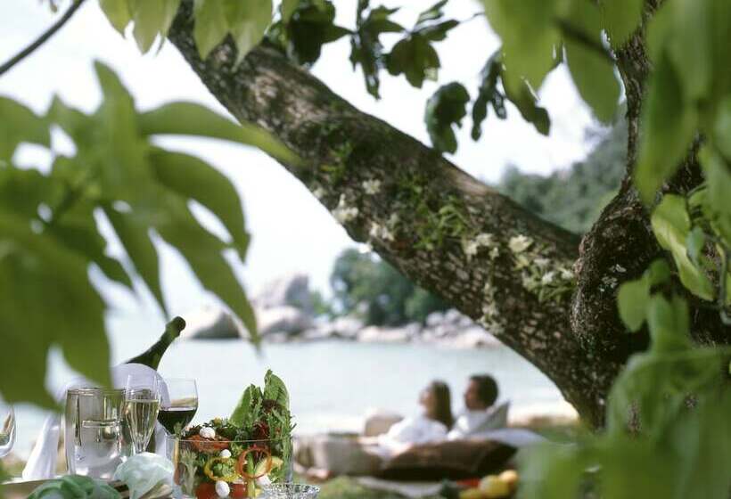 בית מלון כפרי Shangri La Rasa Sayang, Penang