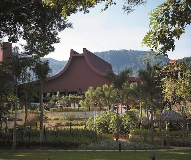 בית מלון כפרי Shangri La Rasa Sayang, Penang