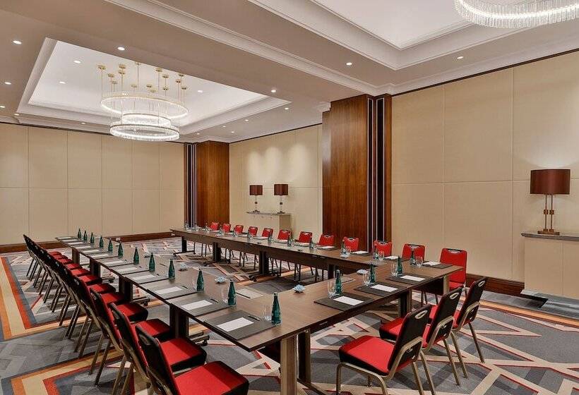 هتل Sheraton Oman