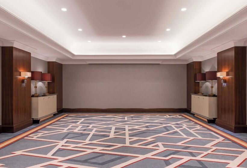 هتل Sheraton Oman