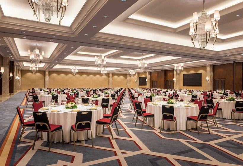 هتل Sheraton Oman