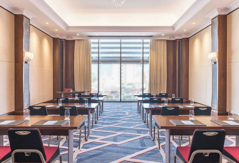 هتل Sheraton Oman