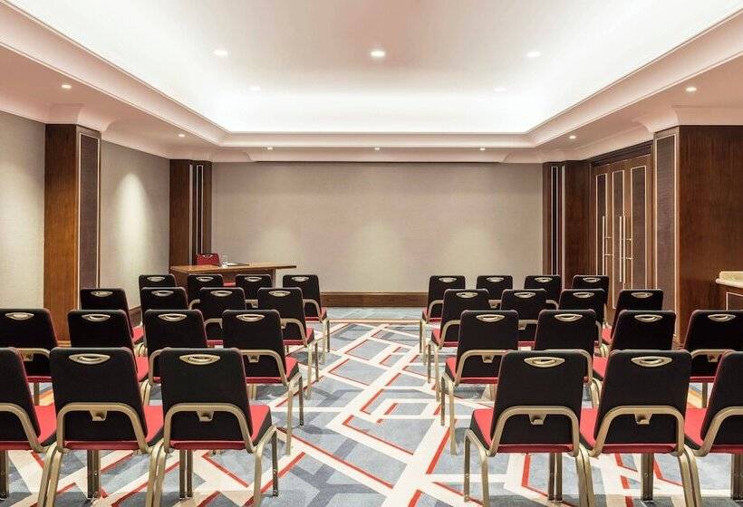 هتل Sheraton Oman