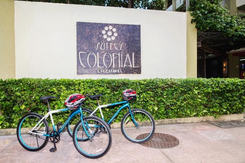 Отель Suites Colonial