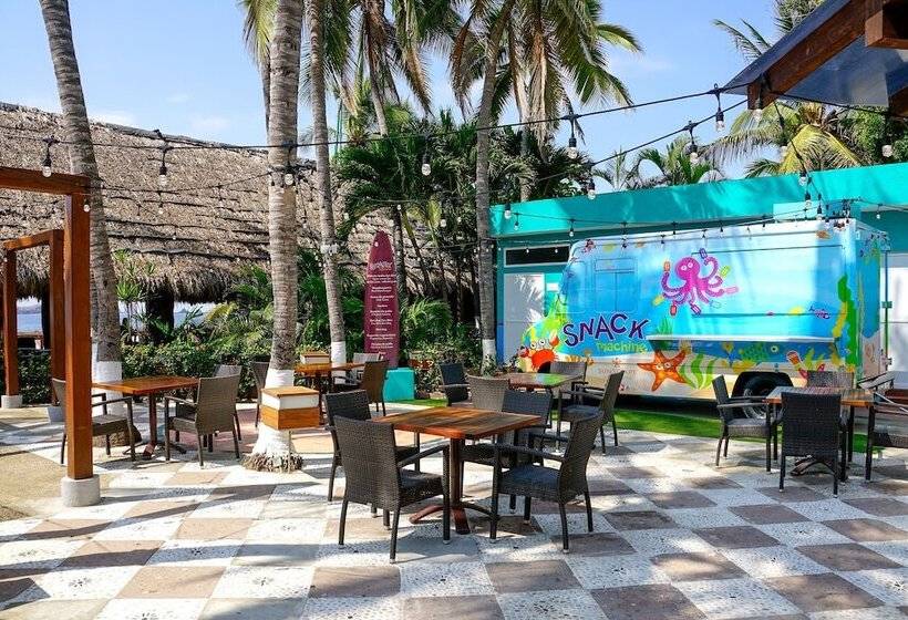 בית מלון כפרי Sunscape Dorado Pacifico Ixtapa Resort & Spa  All Inclusive