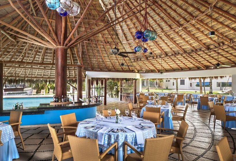 בית מלון כפרי Sunscape Dorado Pacifico Ixtapa Resort & Spa  All Inclusive