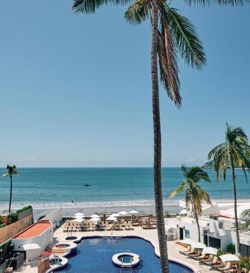 בית מלון כפרי The Inn At Mazatlan