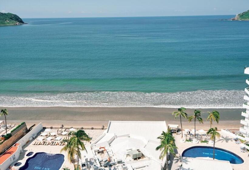 בית מלון כפרי The Inn At Mazatlan