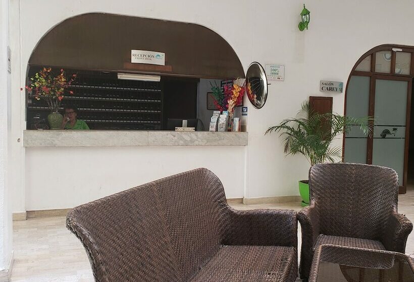 ホテル Tortuga Acapulco