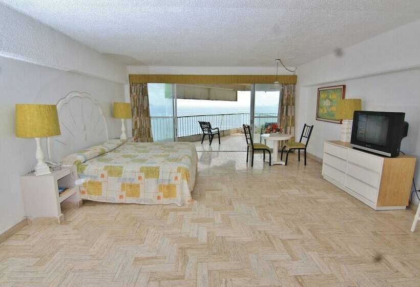 ホテル Tortuga Acapulco