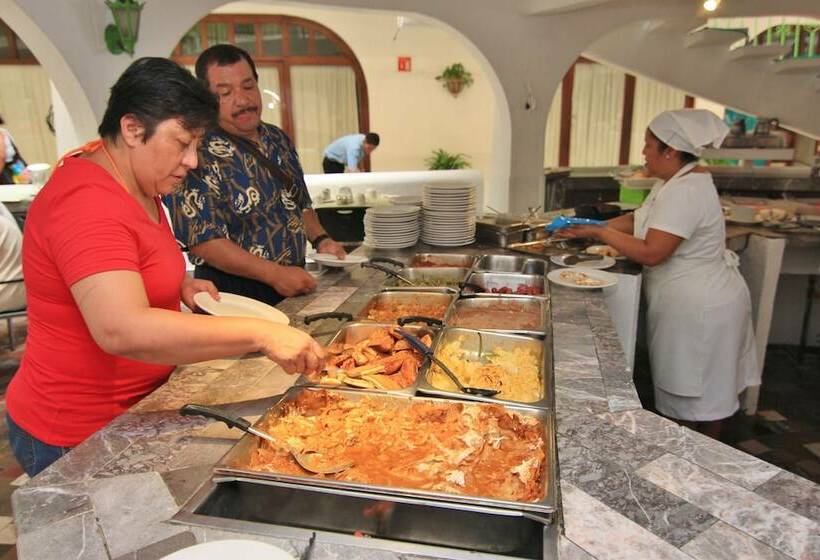 ホテル Tortuga Acapulco