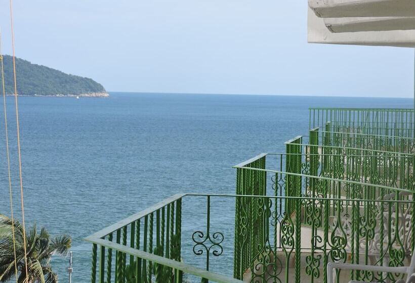 ホテル Tortuga Acapulco