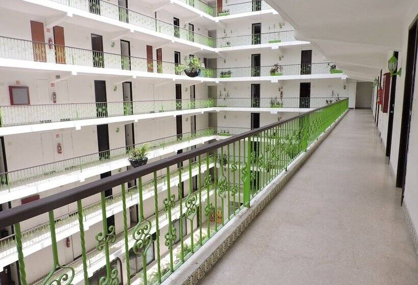 ホテル Tortuga Acapulco