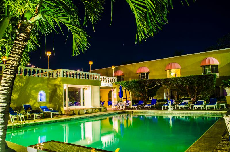 ホテル Villablanca Garden Beach