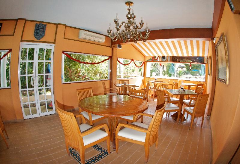 ホテル Villablanca Garden Beach