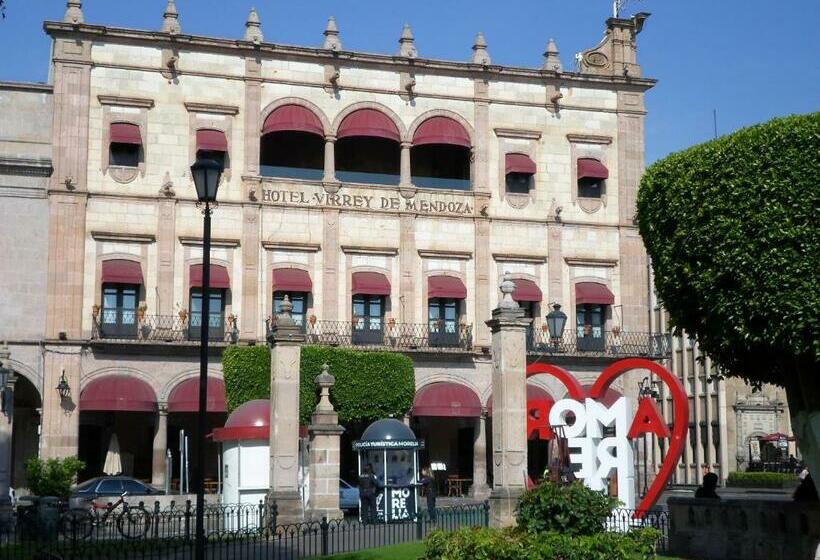 ホテル Virrey De Mendoza