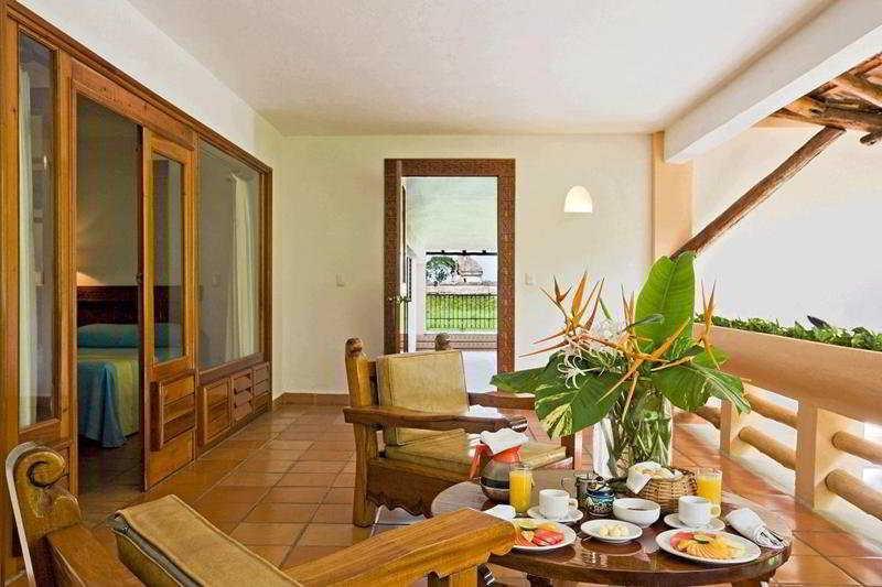 Mayaland Hotel & Bungalows