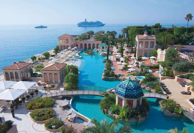 Monte Carlo Bay Hotel & Resort
