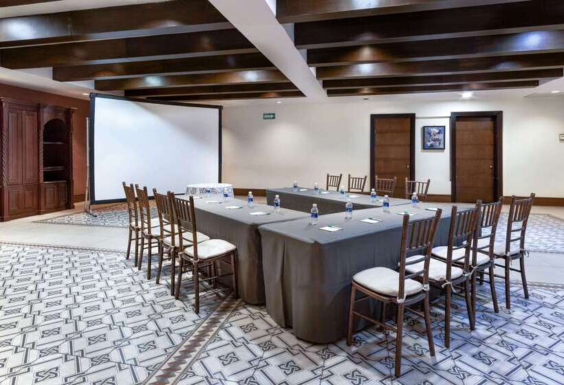 Quality Inn & Suites Saltillo Eurotel