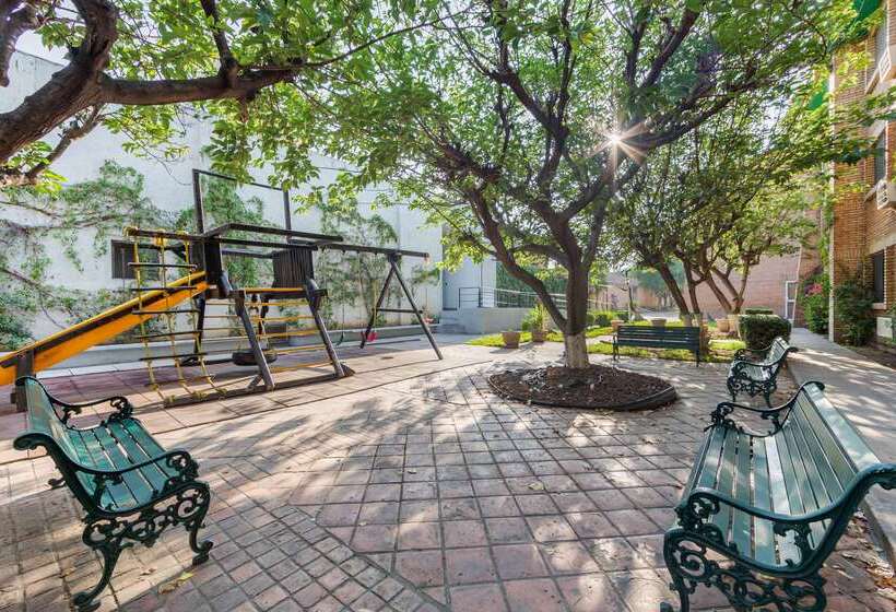 Quality Inn & Suites Saltillo Eurotel