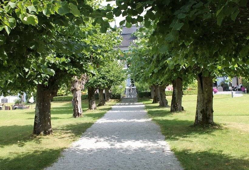 Refsnes Gods   By Classic Norway Hotels