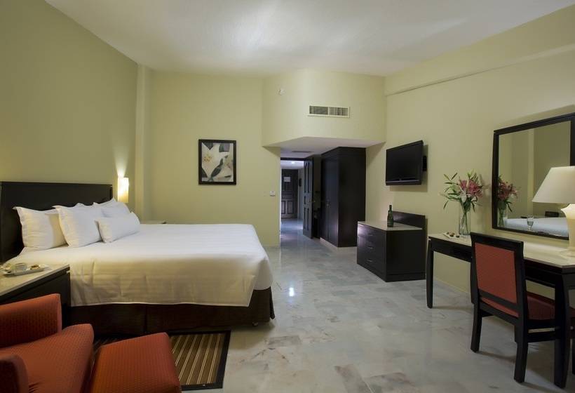 אתר נופש Barcelo Puerto Vallarta  All Inclusive