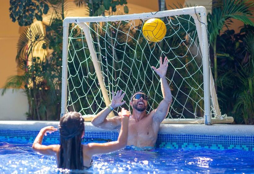 אתר נופש Barcelo Puerto Vallarta  All Inclusive