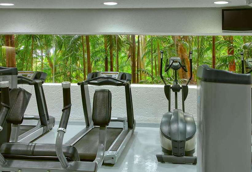 אתר נופש Las Brisas Ixtapa