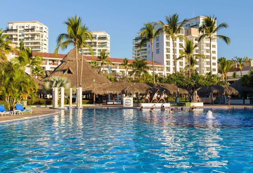 منتجع Meliá Puerto Vallarta – All Inclusive