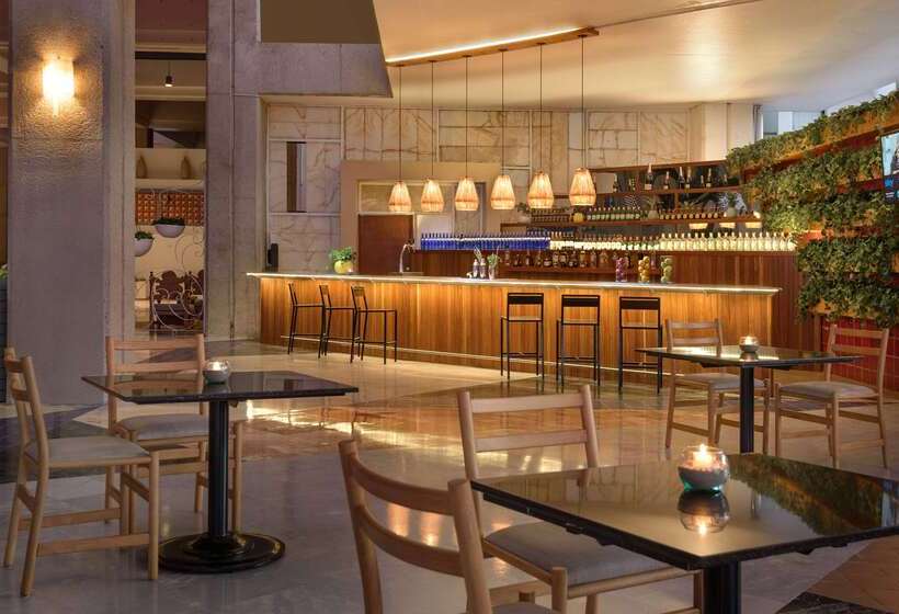 منتجع Meliá Puerto Vallarta – All Inclusive