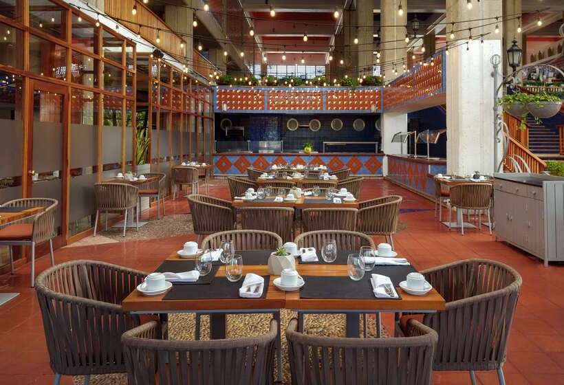 منتجع Meliá Puerto Vallarta – All Inclusive