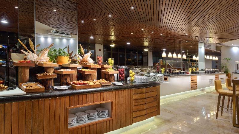 منتجع Meliá Puerto Vallarta – All Inclusive