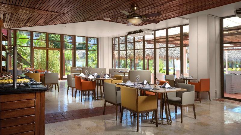 منتجع Meliá Puerto Vallarta – All Inclusive