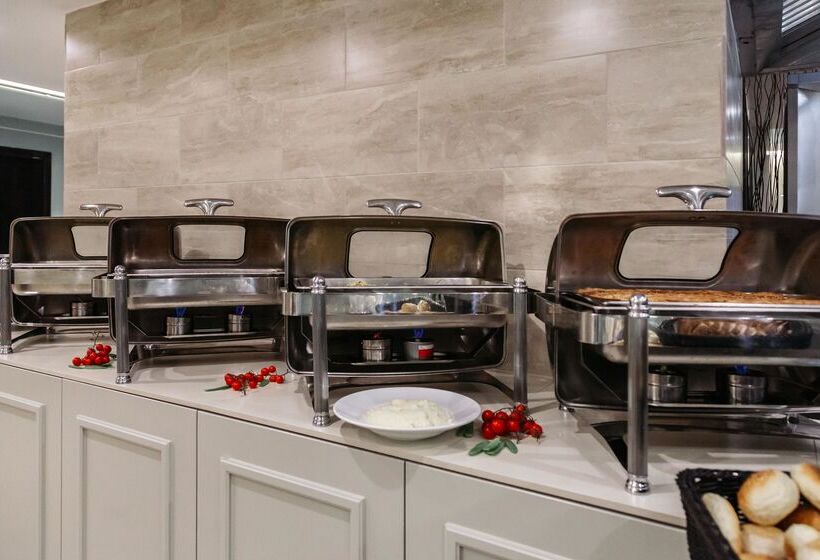 استراحتگاه Pergola Hotel & Spa