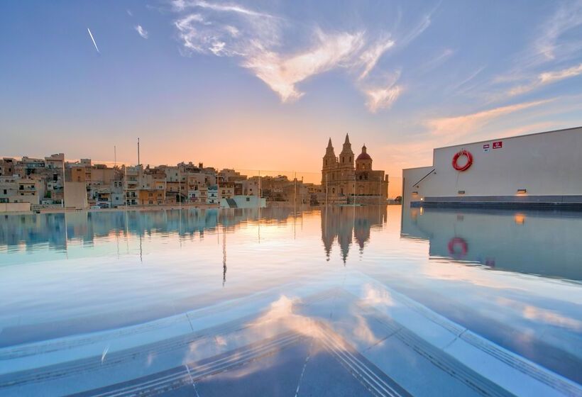 استراحتگاه Pergola Hotel & Spa