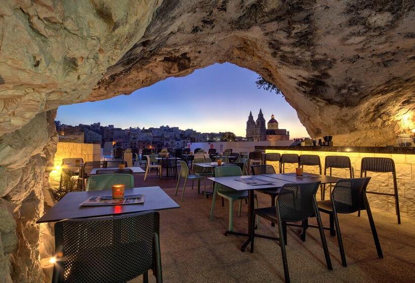 استراحتگاه Pergola Hotel & Spa