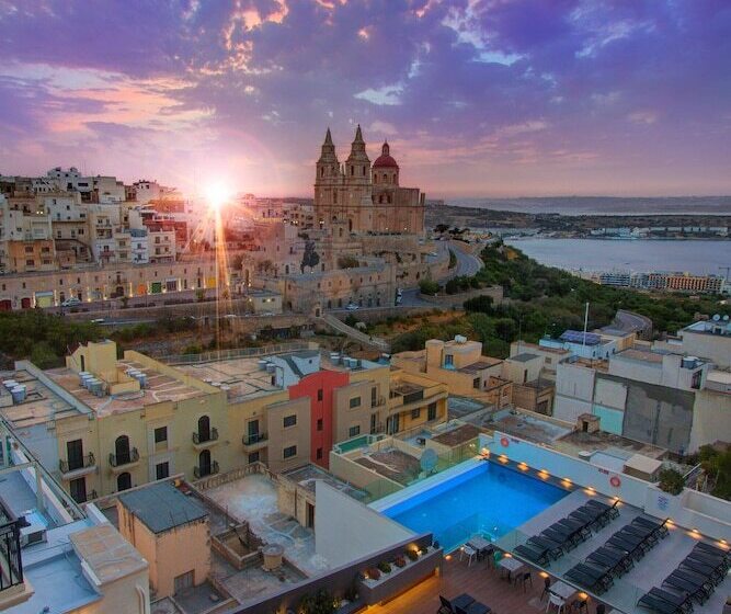 استراحتگاه Pergola Hotel & Spa