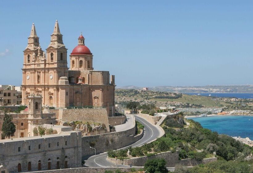 استراحتگاه Pergola Hotel & Spa