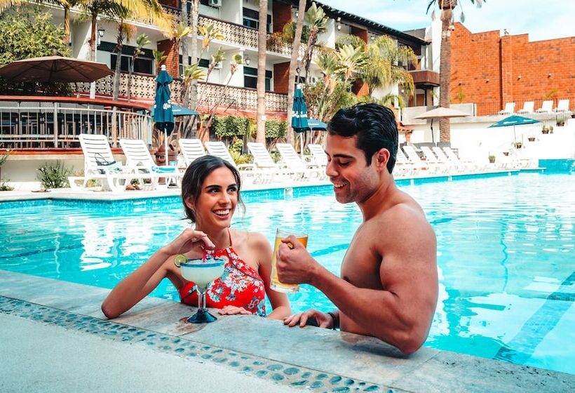 リゾートホテル San Nicolas Hotel Casino