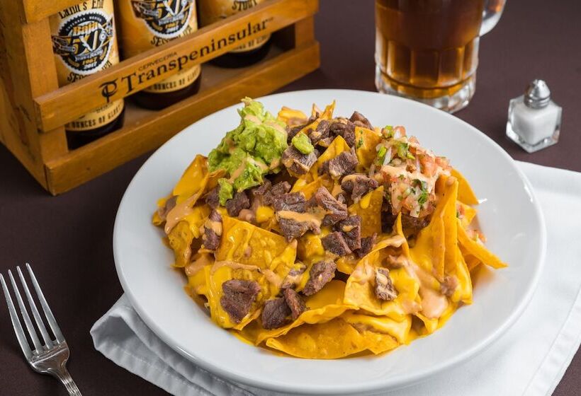 リゾートホテル San Nicolas Hotel Casino