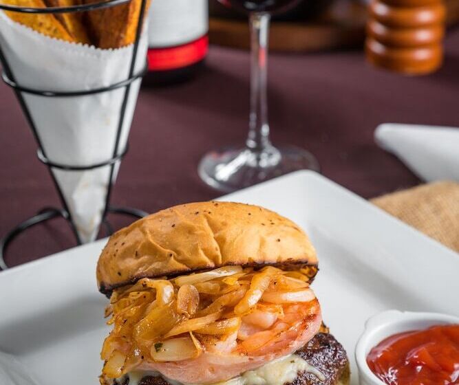 リゾートホテル San Nicolas Hotel Casino