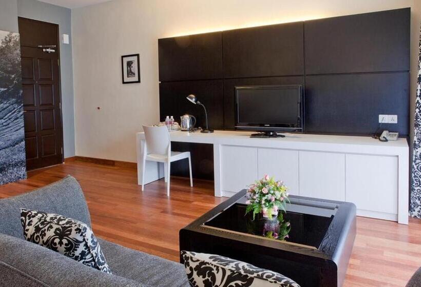 Strawberry Park Resort