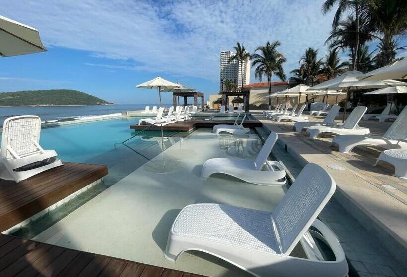 The Palms Resort Of Mazatlan