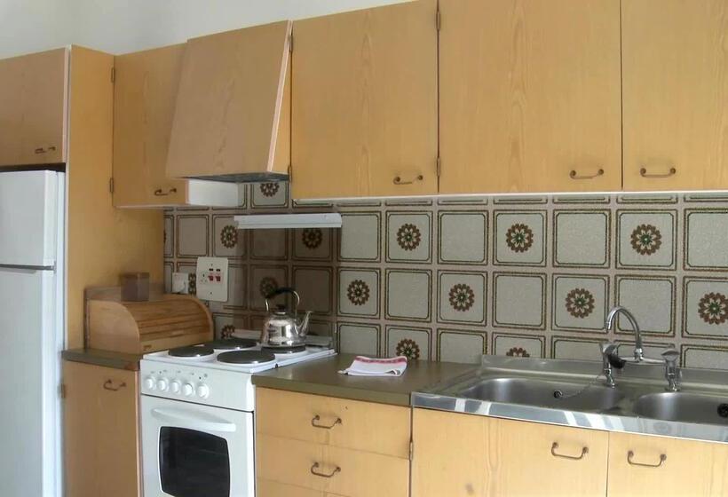 Urban Valley Resort & Spa