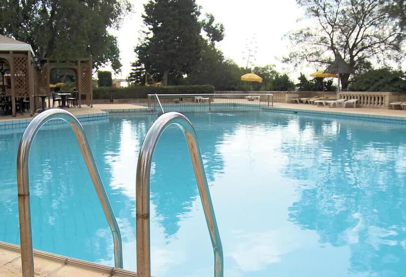 Urban Valley Resort & Spa