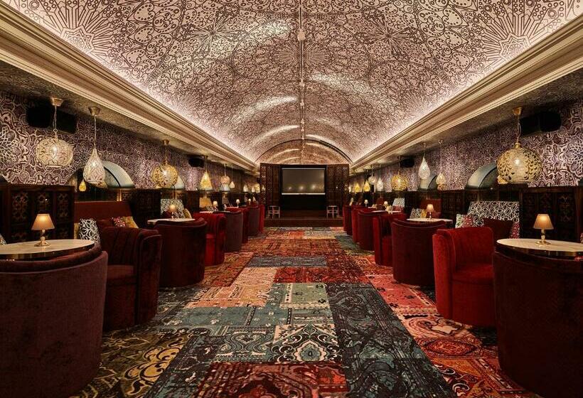 Clayton Hotel Amsterdam American